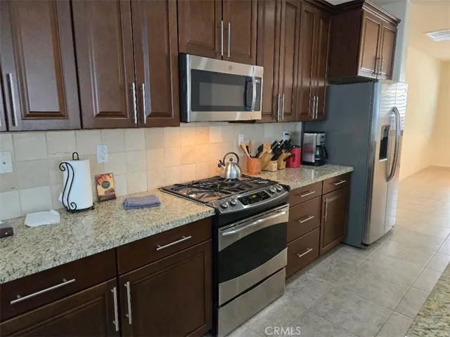 17939 Red Alder Road, San Bernardino, California 92407