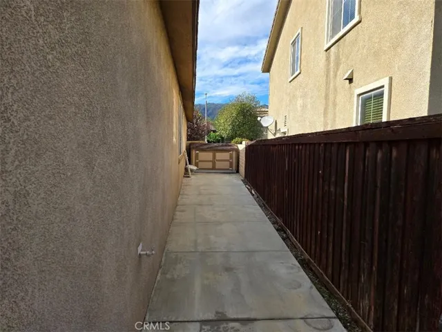 17939 Red Alder Road, San Bernardino, California 92407