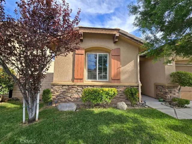17939 Red Alder Road, San Bernardino, California 92407