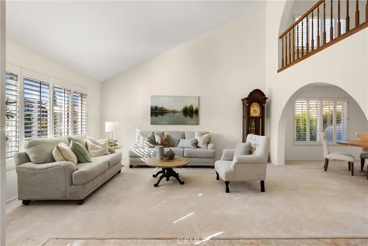 17324 Flame Tree Cr, Fountain Valley, California 92708