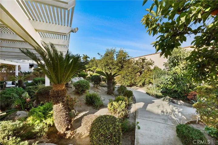 17324 Flame Tree Cr, Fountain Valley, California 92708