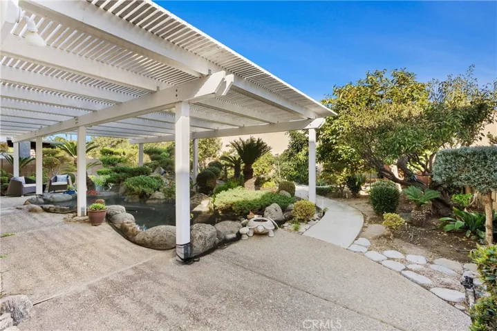 17324 Flame Tree Cr, Fountain Valley, California 92708