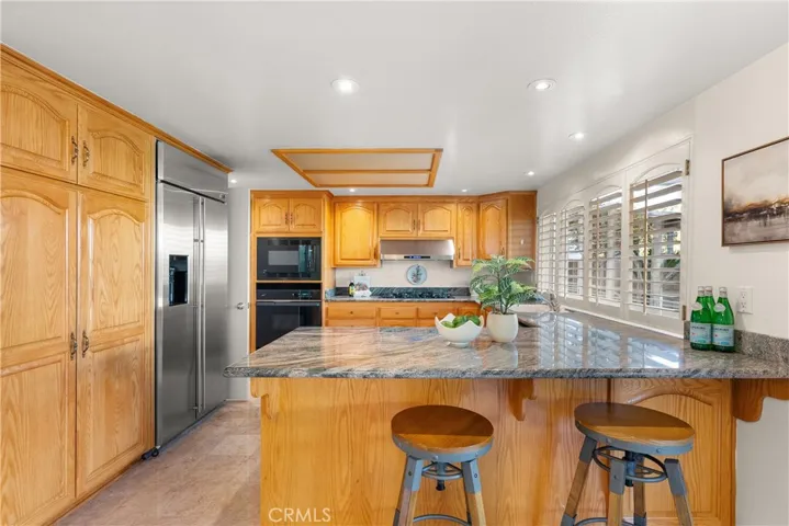 17324 Flame Tree Cr, Fountain Valley, California 92708