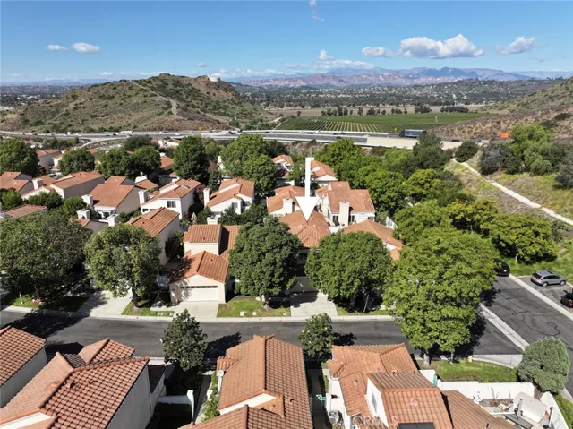 852 Vista Arriago, Camarillo, California 93012