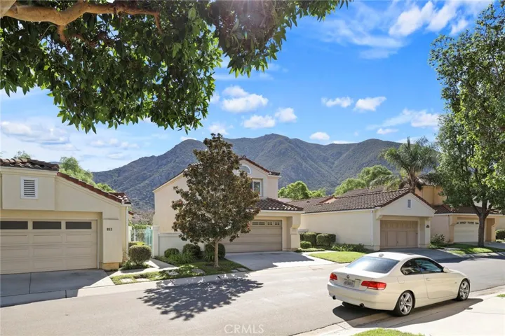 852 Vista Arriago, Camarillo, California 93012