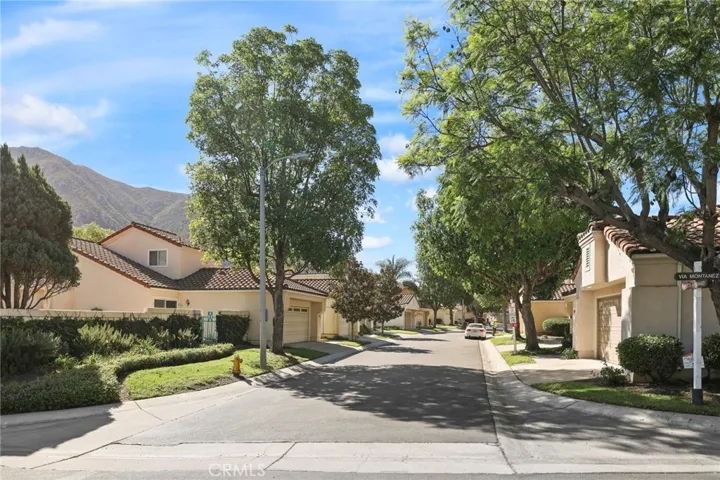 852 Vista Arriago, Camarillo, California 93012