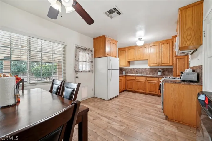 415 E Wabash Street, San Bernardino, California 92404