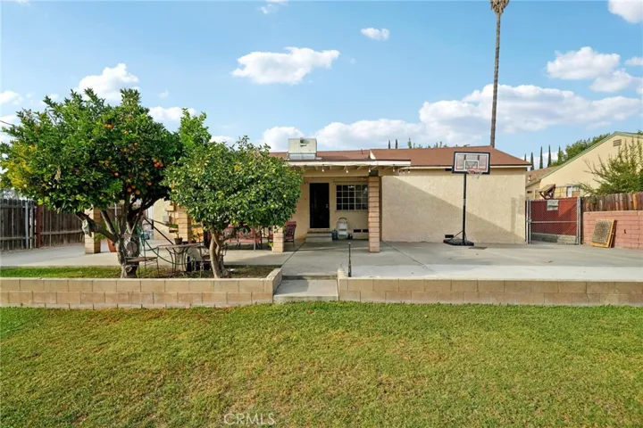415 E Wabash Street, San Bernardino, California 92404