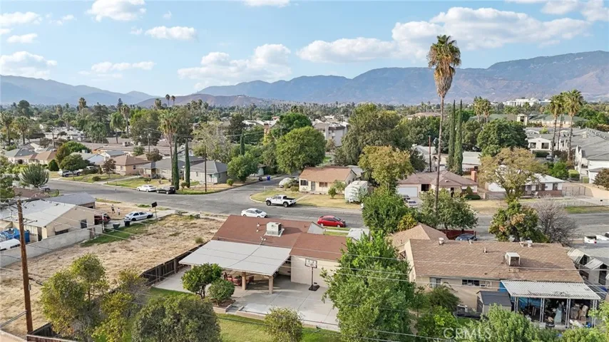 415 E Wabash Street, San Bernardino, California 92404