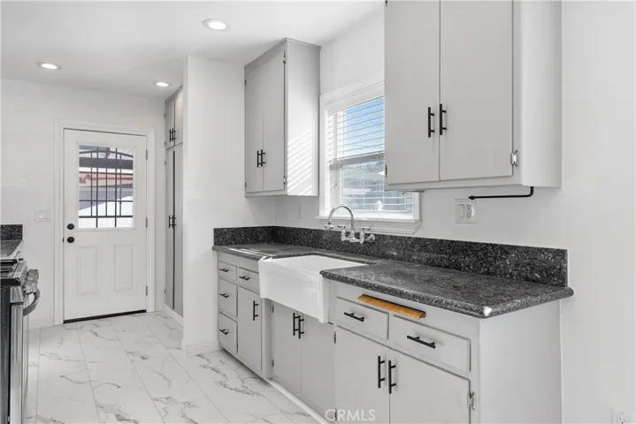 4532 Ostrom Avenue, Lakewood, California 90713