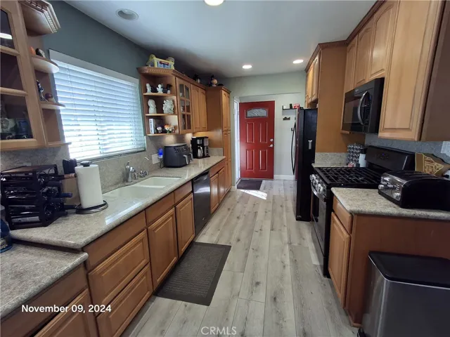 403 N Sunset Avenue, La Puente, California 91744