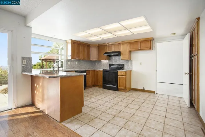 5457 Trumpet Ct, Castro Valley, California 94552