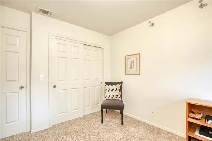 Guest bedroom/office