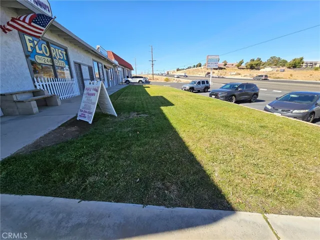 12072 I Avenue, Hesperia, California 92345