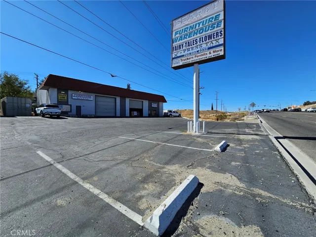 12072 I Avenue, Hesperia, California 92345