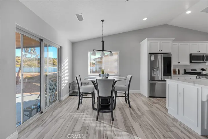 6741 Middleton Avenue, Hesperia, California 92345