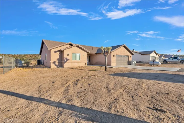 6741 Middleton Avenue, Hesperia, California 92345