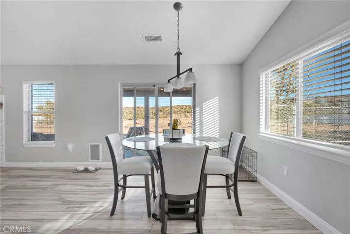 6741 Middleton Avenue, Hesperia, California 92345
