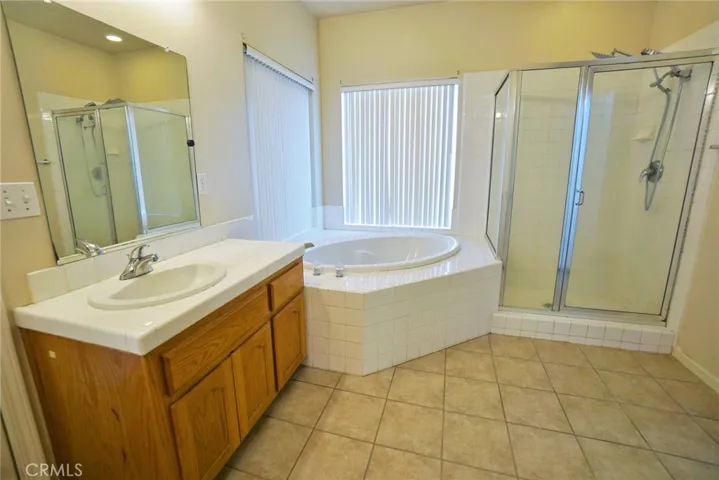 1484 Tulip Street, Lemoore, California 93245