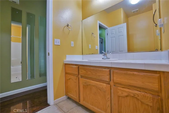 1484 Tulip Street, Lemoore, California 93245