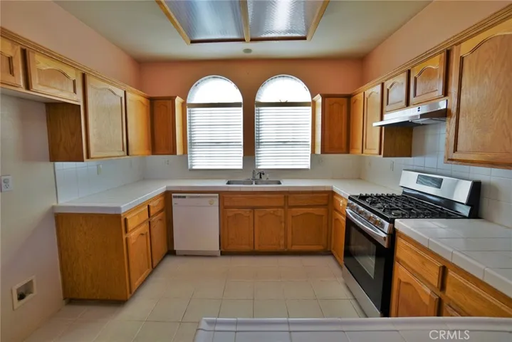 1484 Tulip Street, Lemoore, California 93245