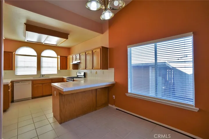 1484 Tulip Street, Lemoore, California 93245