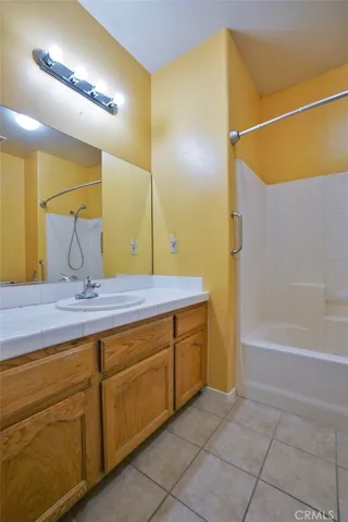 1484 Tulip Street, Lemoore, California 93245