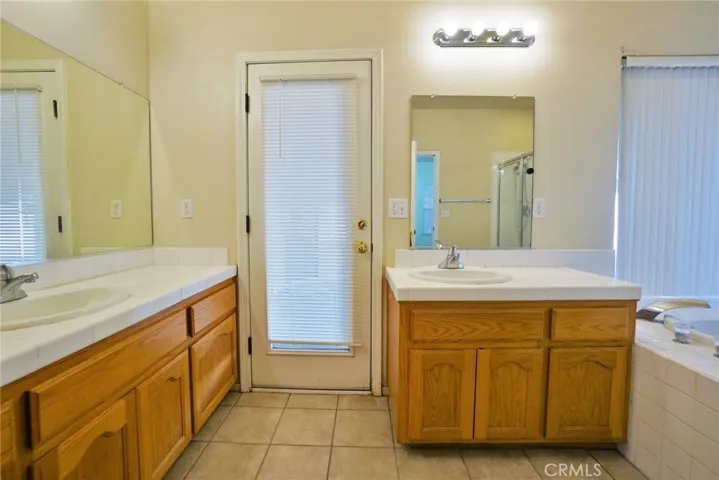 1484 Tulip Street, Lemoore, California 93245