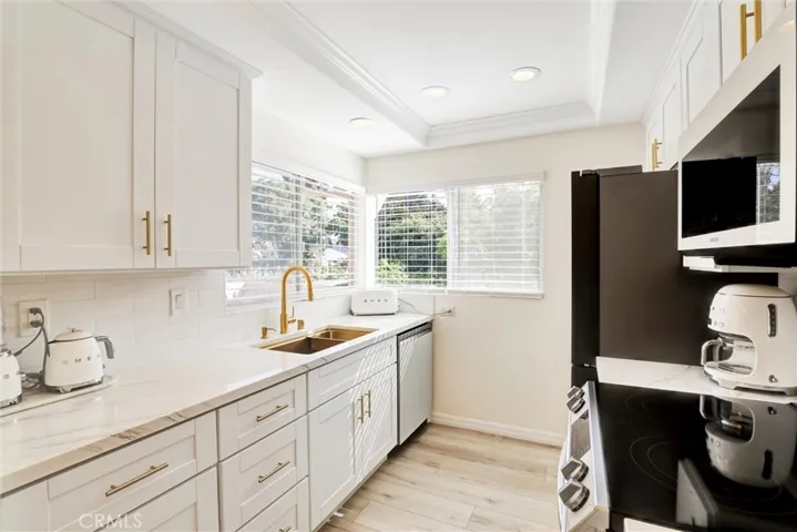 87 Smokestone 11, Irvine, California 92614