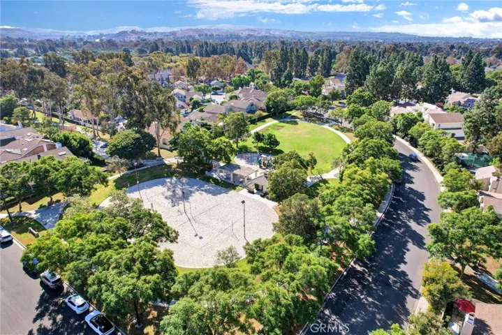 87 Smokestone 11, Irvine, California 92614