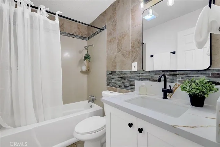 6042 Beede Avenue, Marysville, California 95901