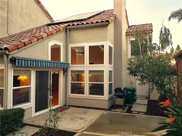 18 Cordoba, Irvine, California 92614
