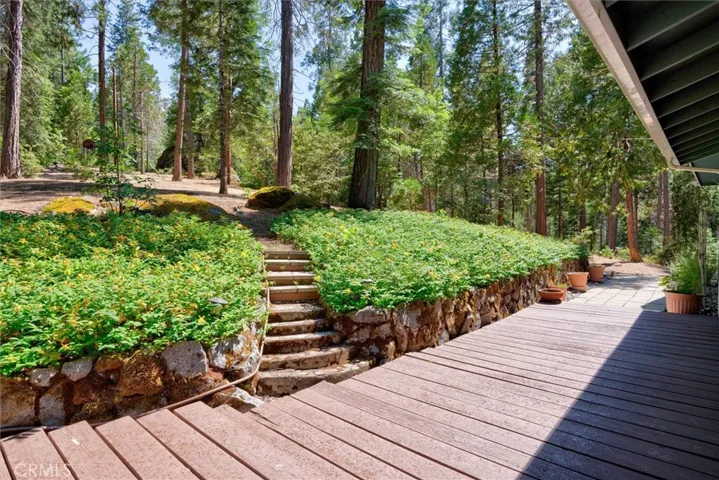 7167 Snyder Ridge Road, Mariposa, California 95338