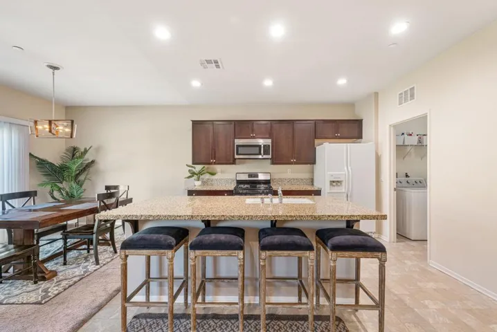 45-web-or-mls-8M4A2630