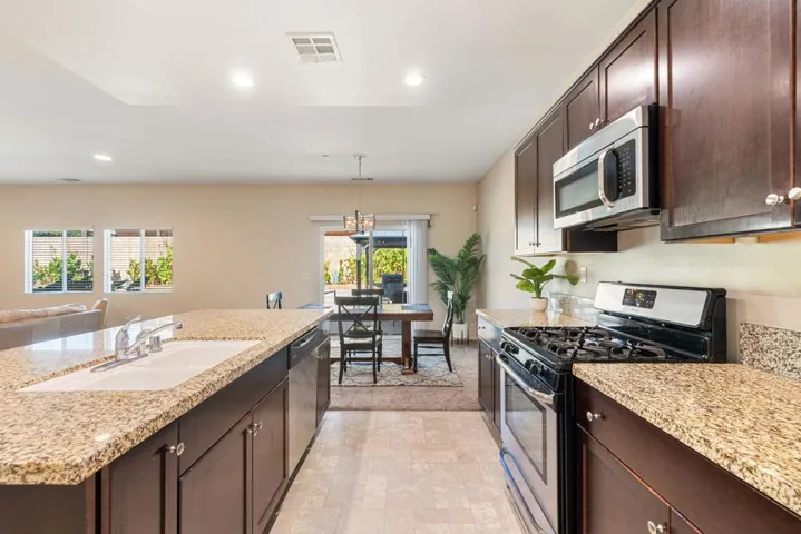 28-web-or-mls-8M4A2532