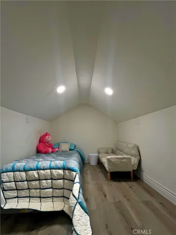 JR SUITE