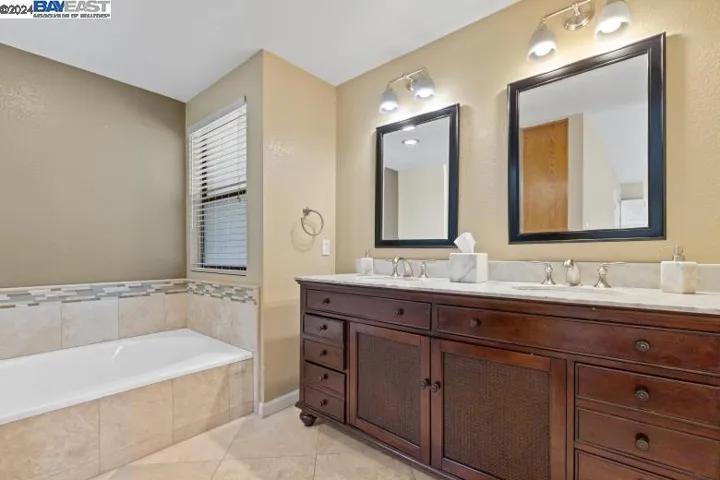 882 Orange Blossom Way, Danville, California 94526