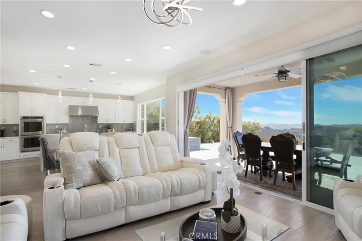 7 Paladino Court, Rancho Mission Viejo, California 92694