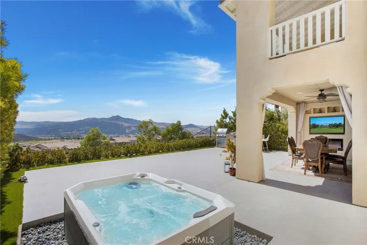 7 Paladino Court, Rancho Mission Viejo, California 92694