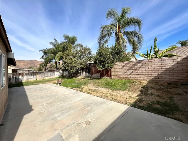 4282 Shetland Lane, Jurupa Valley, California 92509