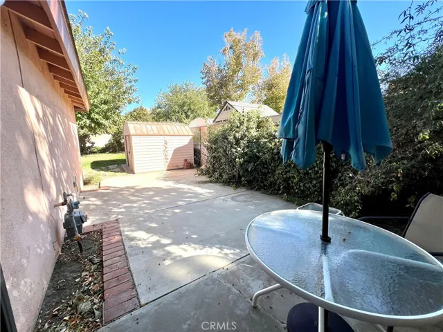 Private Side Patio