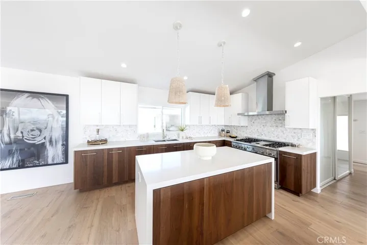 1921 Sabrina, Corona Del Mar, California 92625