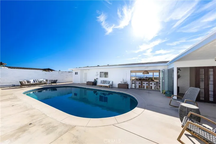 1921 Sabrina, Corona Del Mar, California 92625