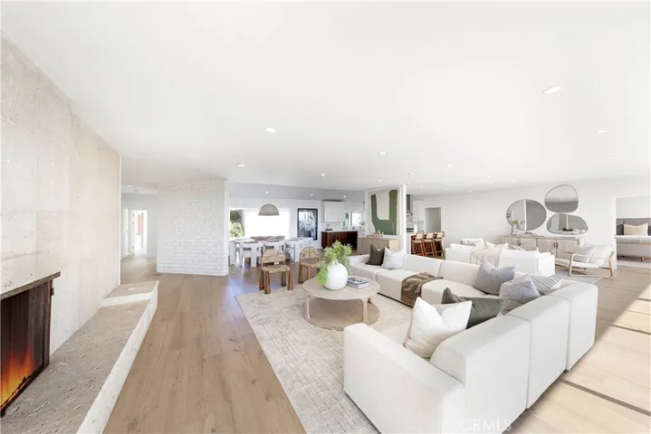 1921 Sabrina, Corona Del Mar, California 92625