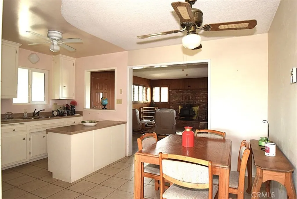 57029 Onaga Trail, Yucca Valley, California 92284 home-pic-6