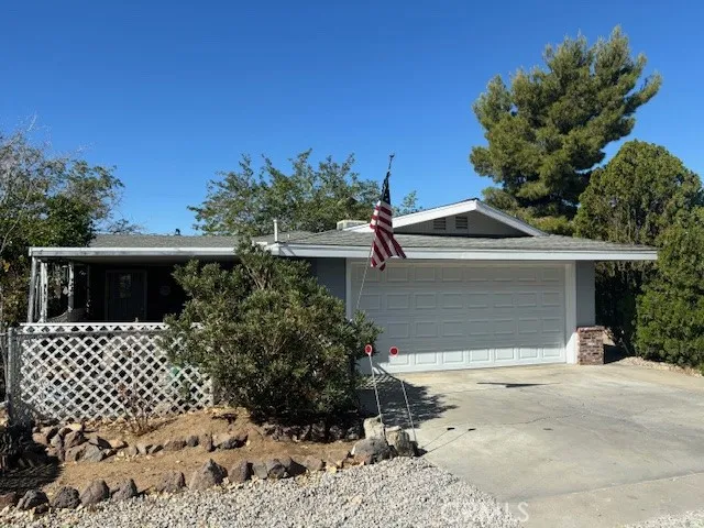 57029 Onaga Trail, Yucca Valley, California 92284 home-pic-2