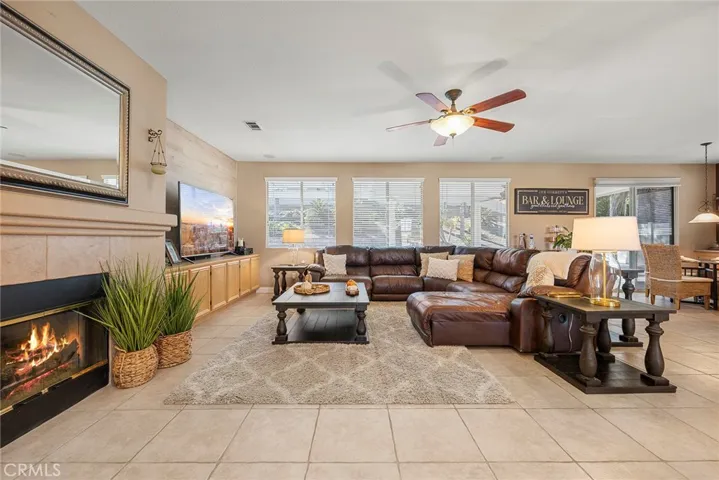 1826 Morfontaine Way, Corona, California 92883