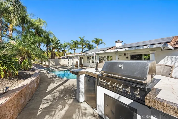 1826 Morfontaine Way, Corona, California 92883