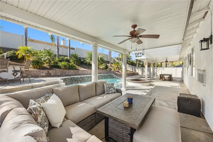 1826 Morfontaine Way, Corona, California 92883