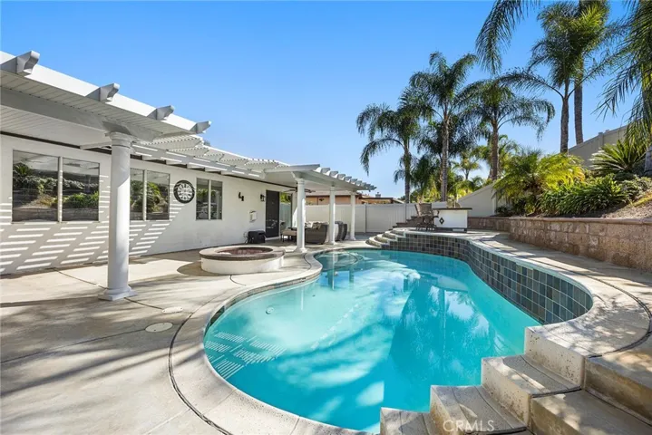 1826 Morfontaine Way, Corona, California 92883